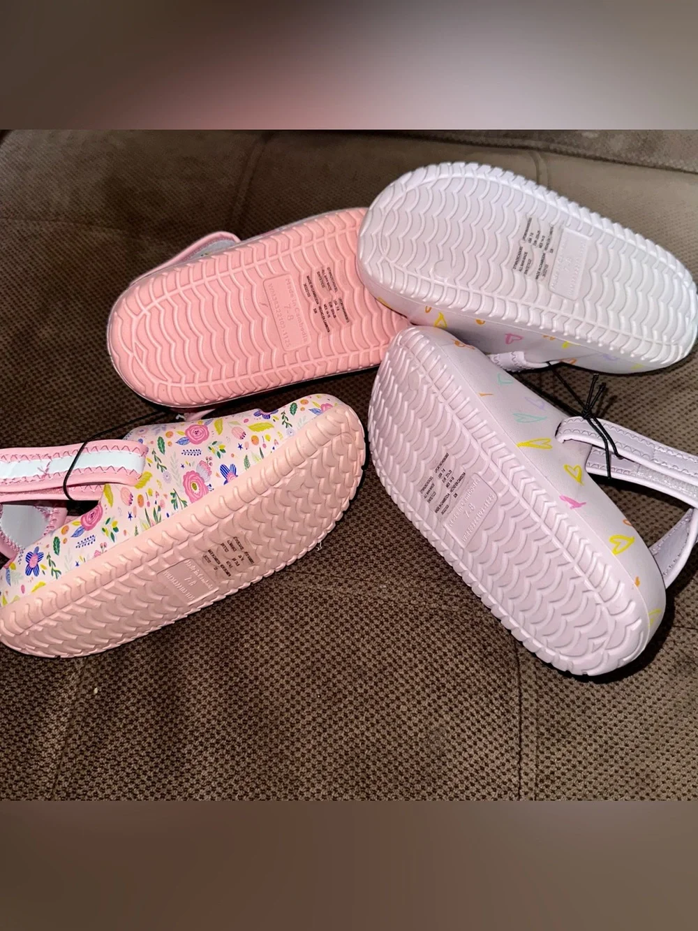 Kids Floral & Heart Print Sandals - Pink / White